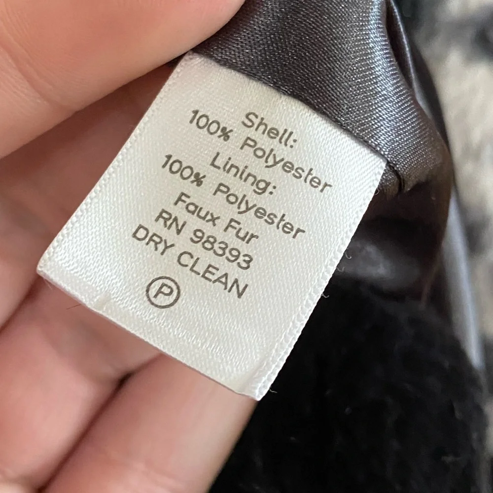 Dennis Basso Luxurious Faux Fur Jacket in Blue and Black - Picture 3 of 6